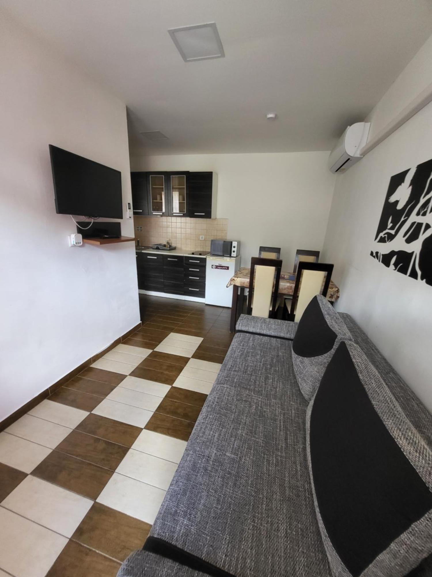 Marika Apartman Sopron Exterior photo