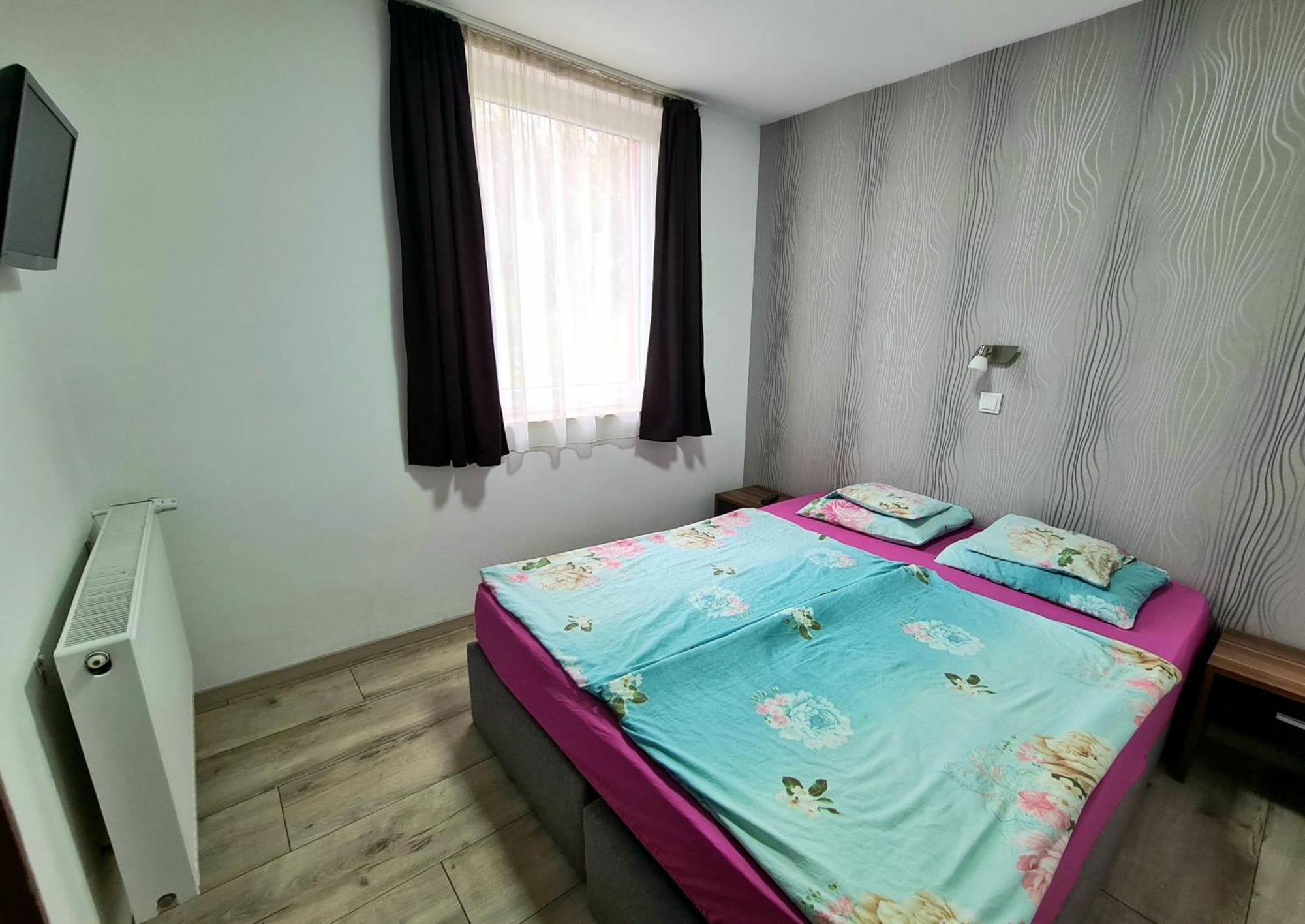 Marika Apartman Sopron Exterior photo